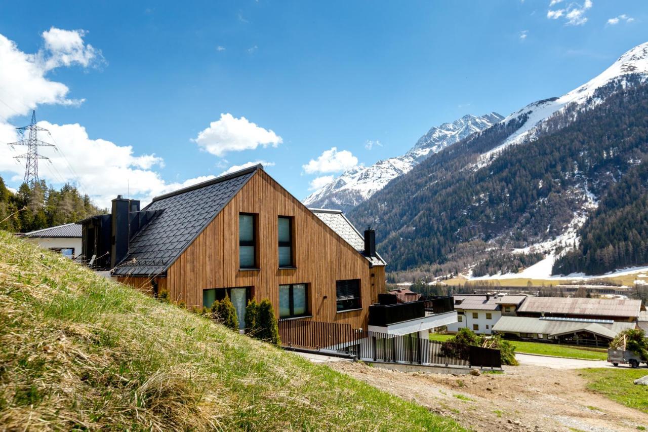 Der Wolf -Suiten St. Anton am Arlberg Eksteriør bilde